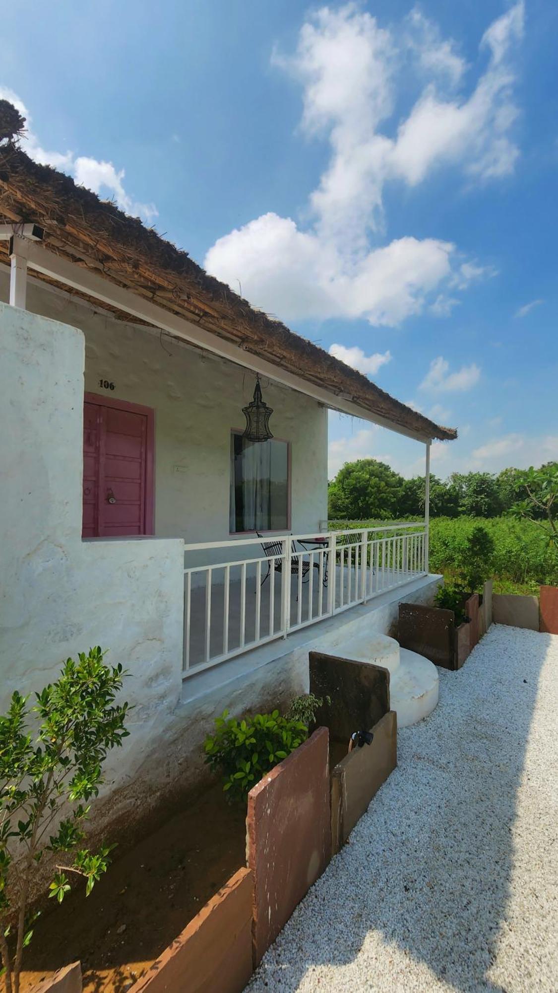 The Luxe Pushkar - A Luxury Farmstay In Пушкар Екстериор снимка