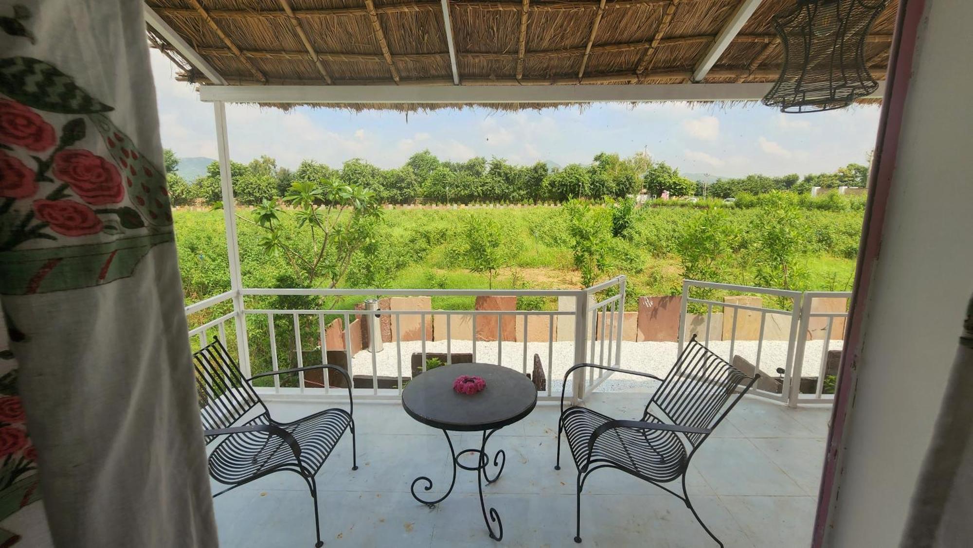 The Luxe Pushkar - A Luxury Farmstay In Пушкар Екстериор снимка