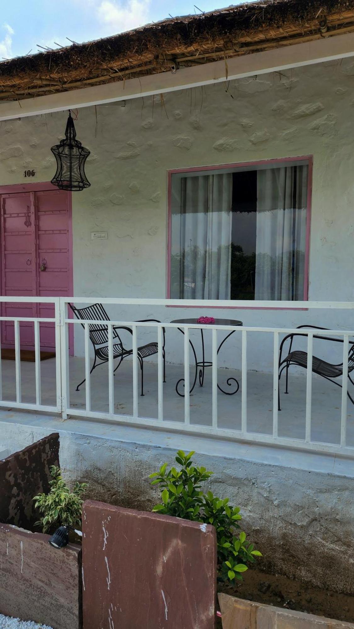 The Luxe Pushkar - A Luxury Farmstay In Пушкар Екстериор снимка