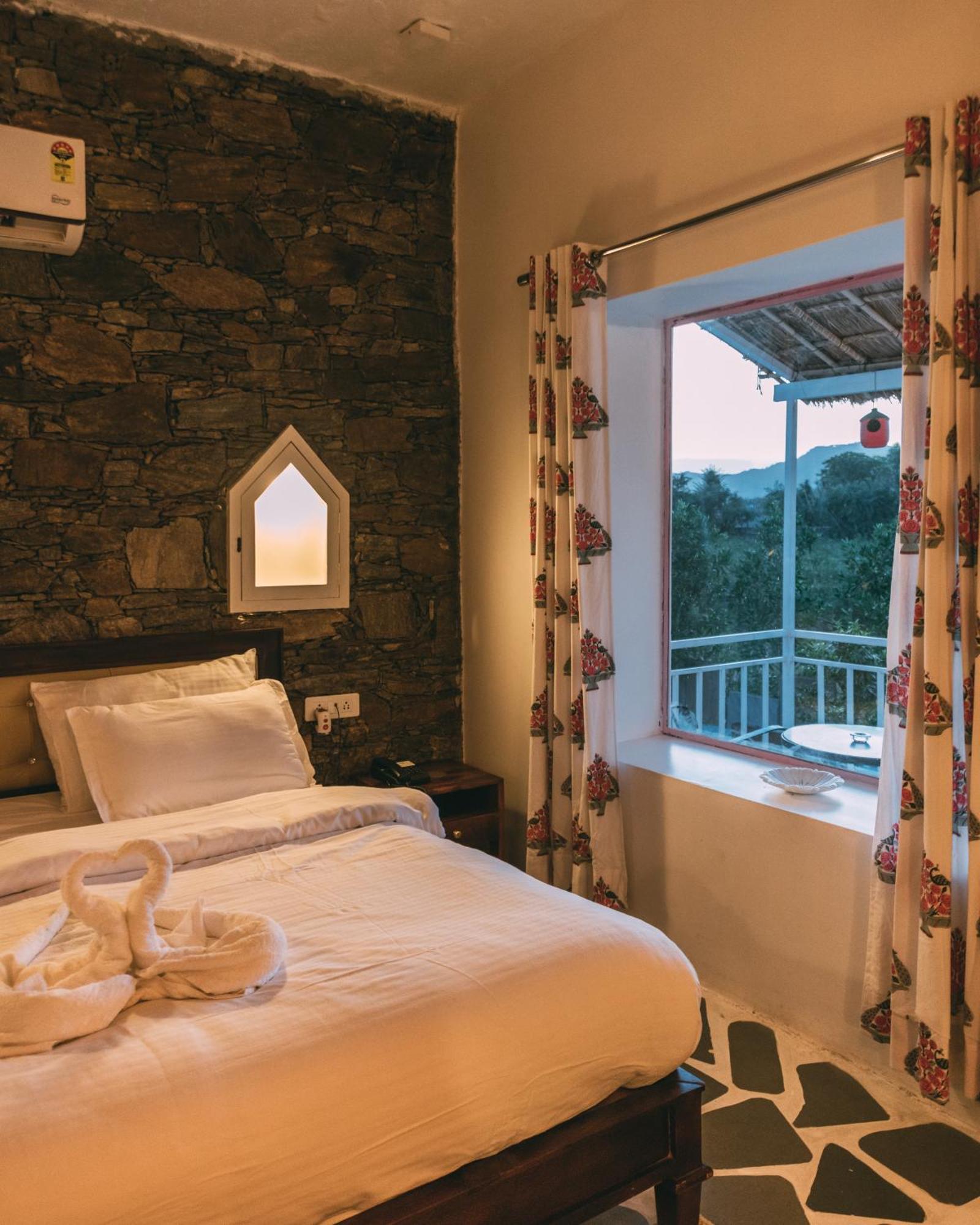The Luxe Pushkar - A Luxury Farmstay In Пушкар Екстериор снимка
